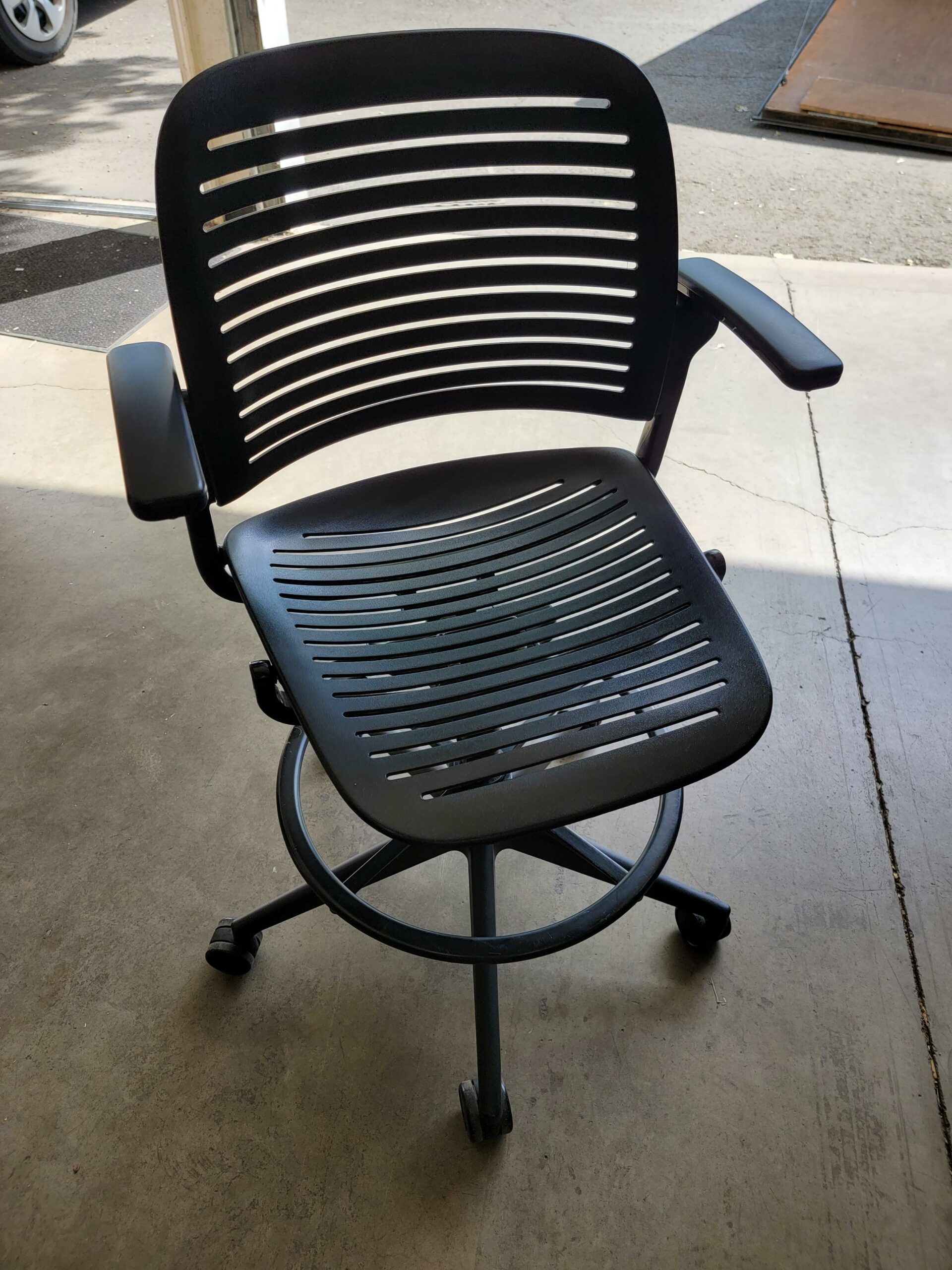Used & Overstock Furniture | Office Furniture Eugene